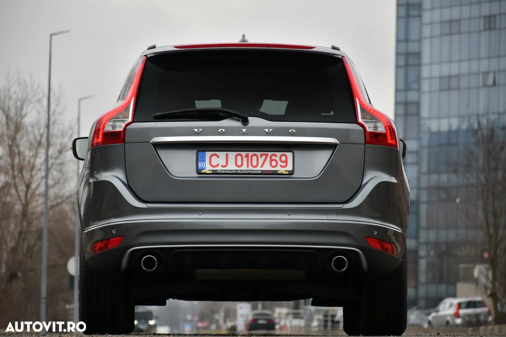 Volvo XC 60 D4 AWD Geartronic Summum - 18