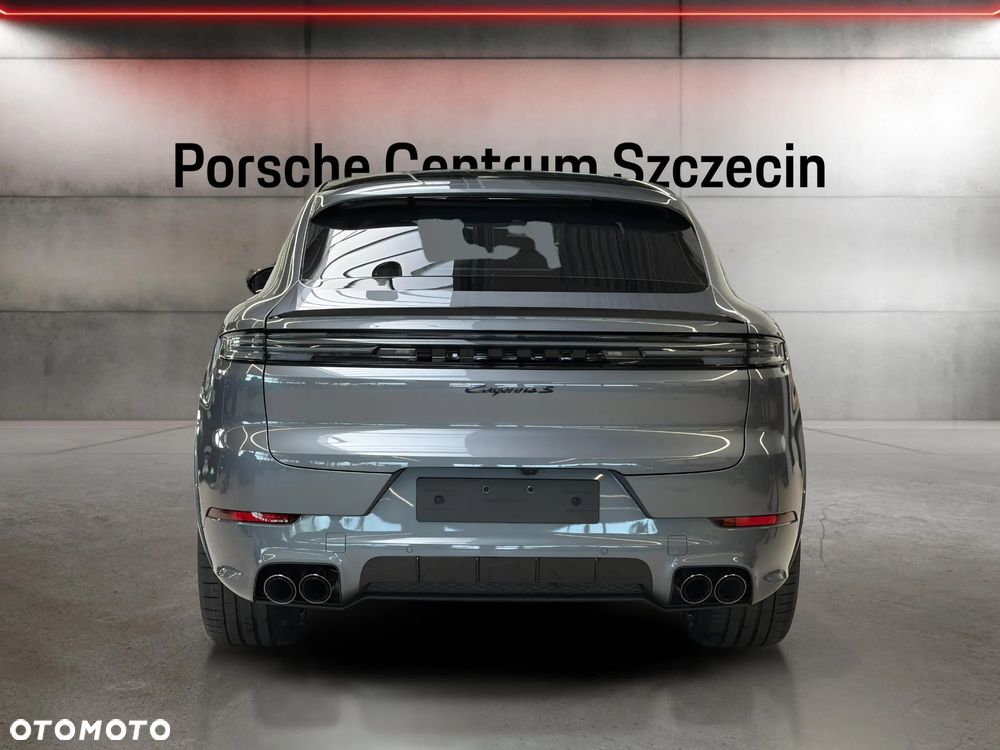 Porsche Cayenne S E-Hybrid PHEV Black Edition - 4