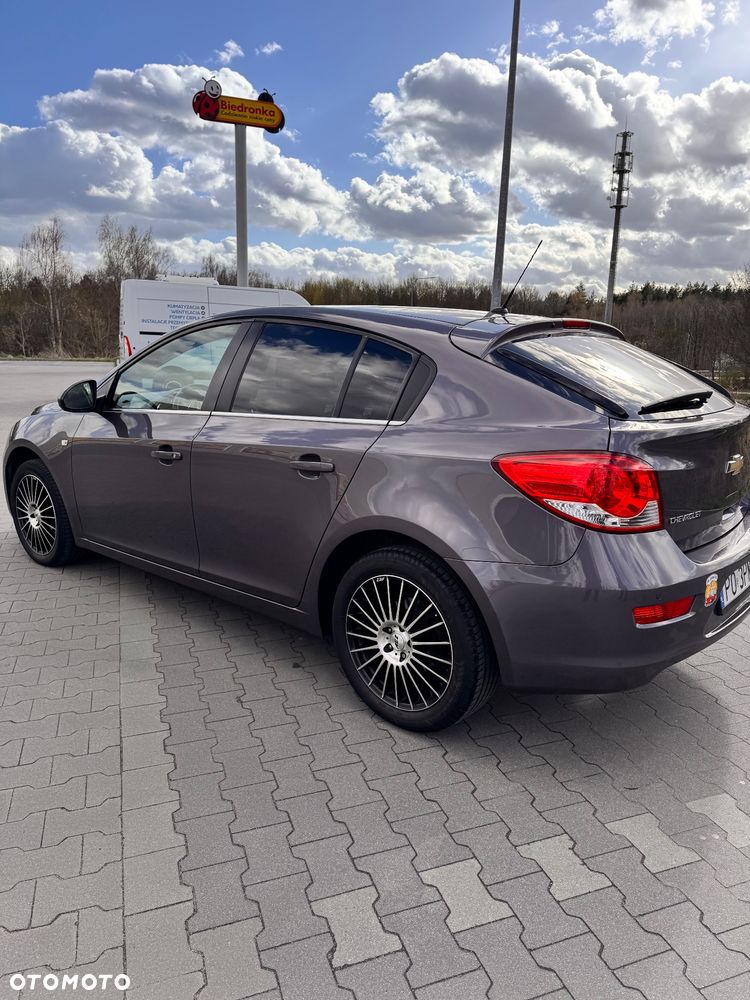 Chevrolet Cruze - 6