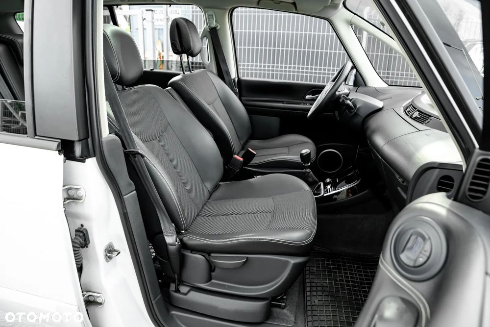 Renault Grand Espace 2.0 dCi 150 FAP Edition 25th - 26