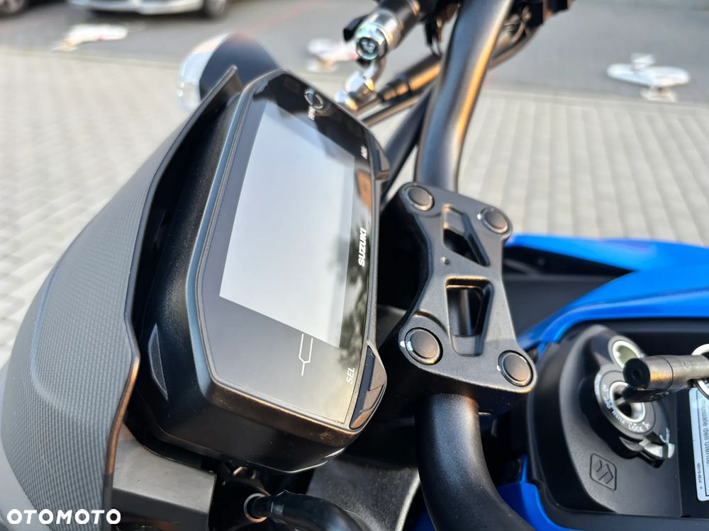 Suzuki GSX - 25
