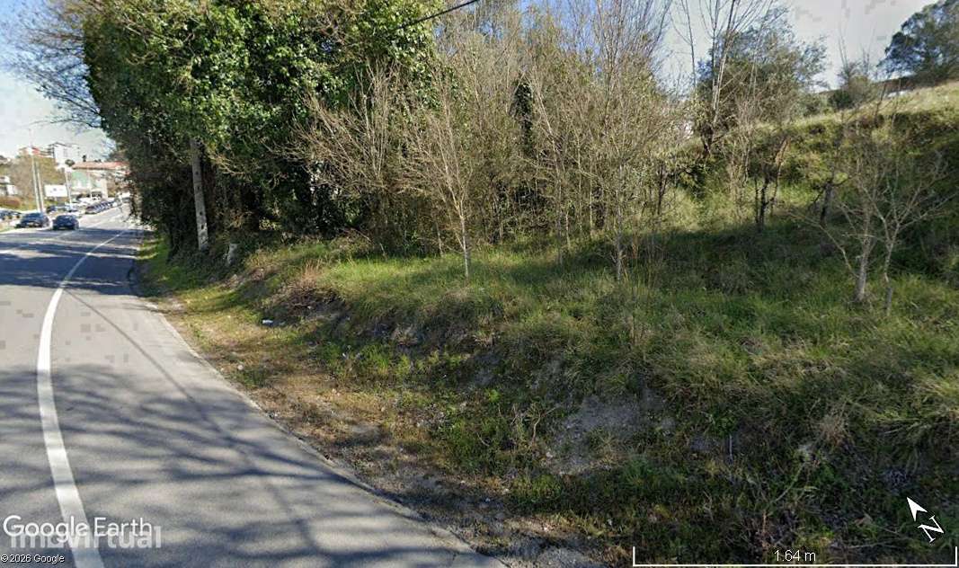 Terreno urbano na Pedrulha, entrada norte de Coimbra - Grande imagem: 3/5