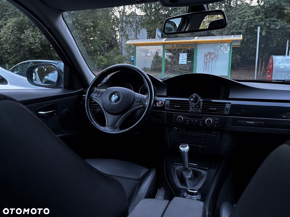 BMW Seria 3 318d - 8