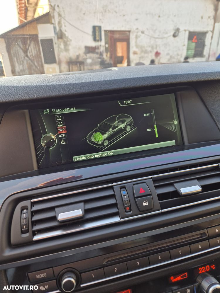 BMW Seria 5 525d xDrive Aut. - 35