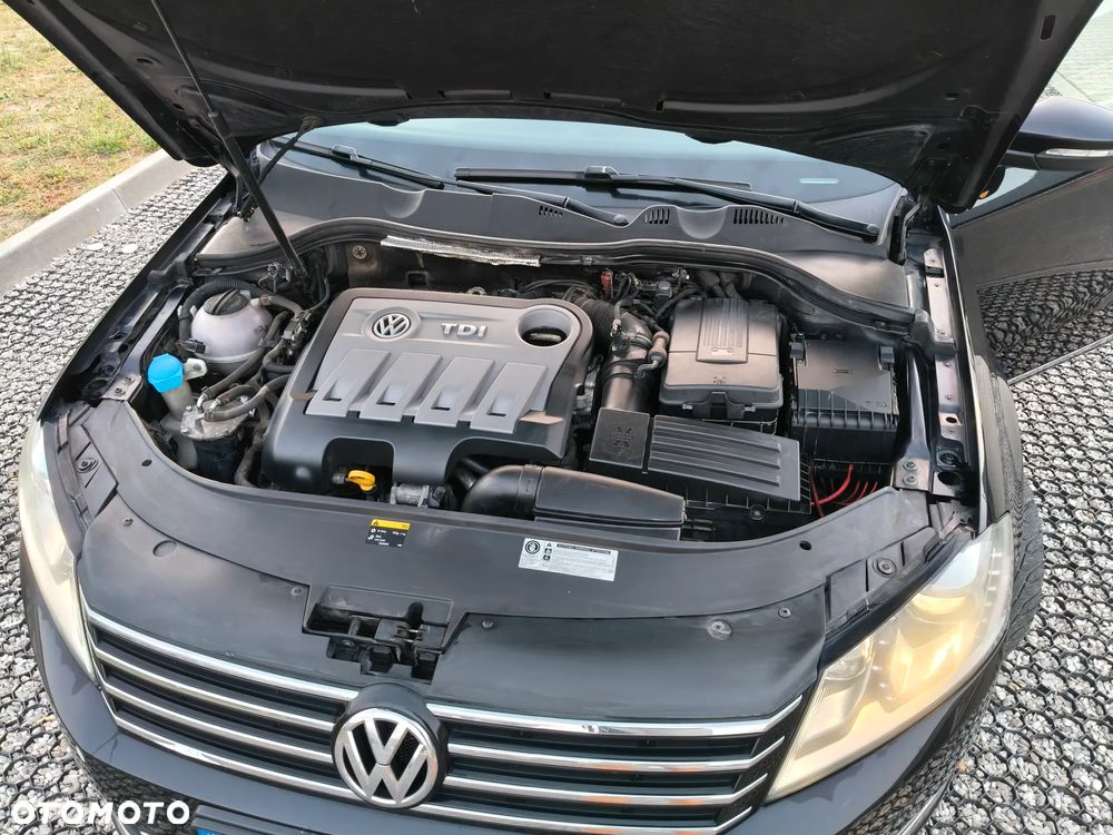 Volkswagen Passat 2.0 TDI Highline DSG - 13