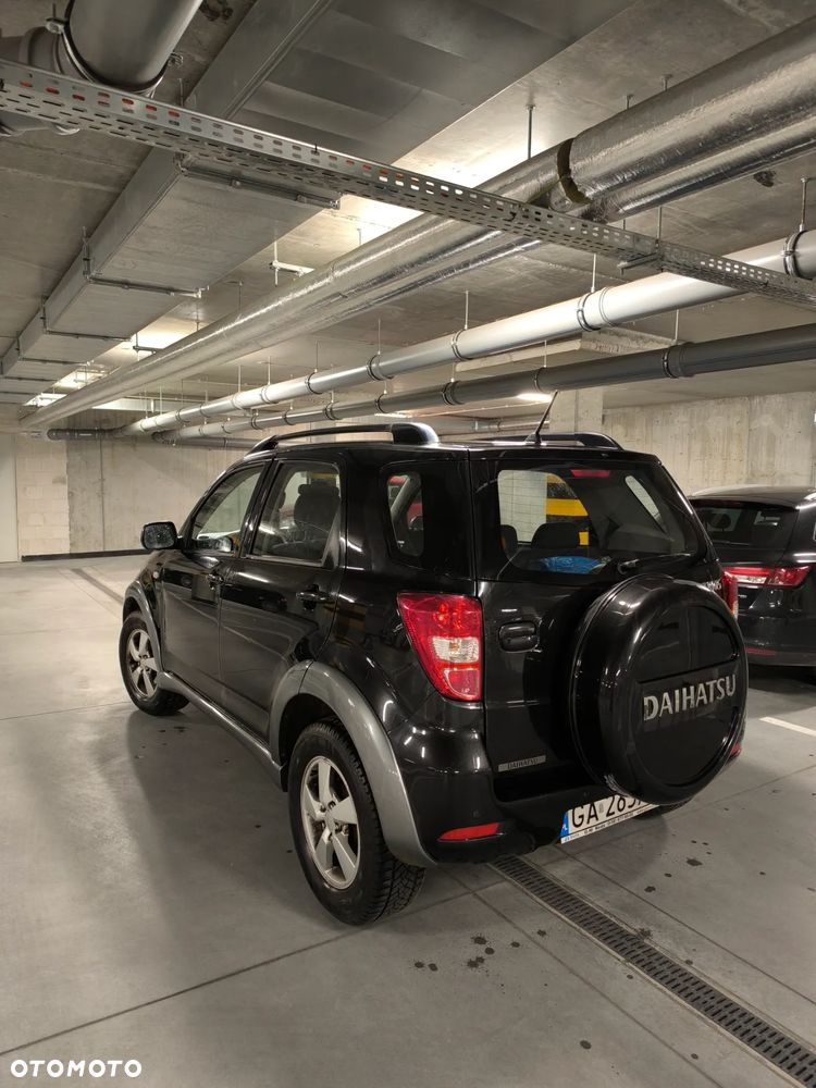 Daihatsu Terios 1.5 - 4