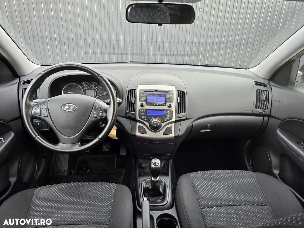 Hyundai i30 1.6 CRDI Edition Plus - 8
