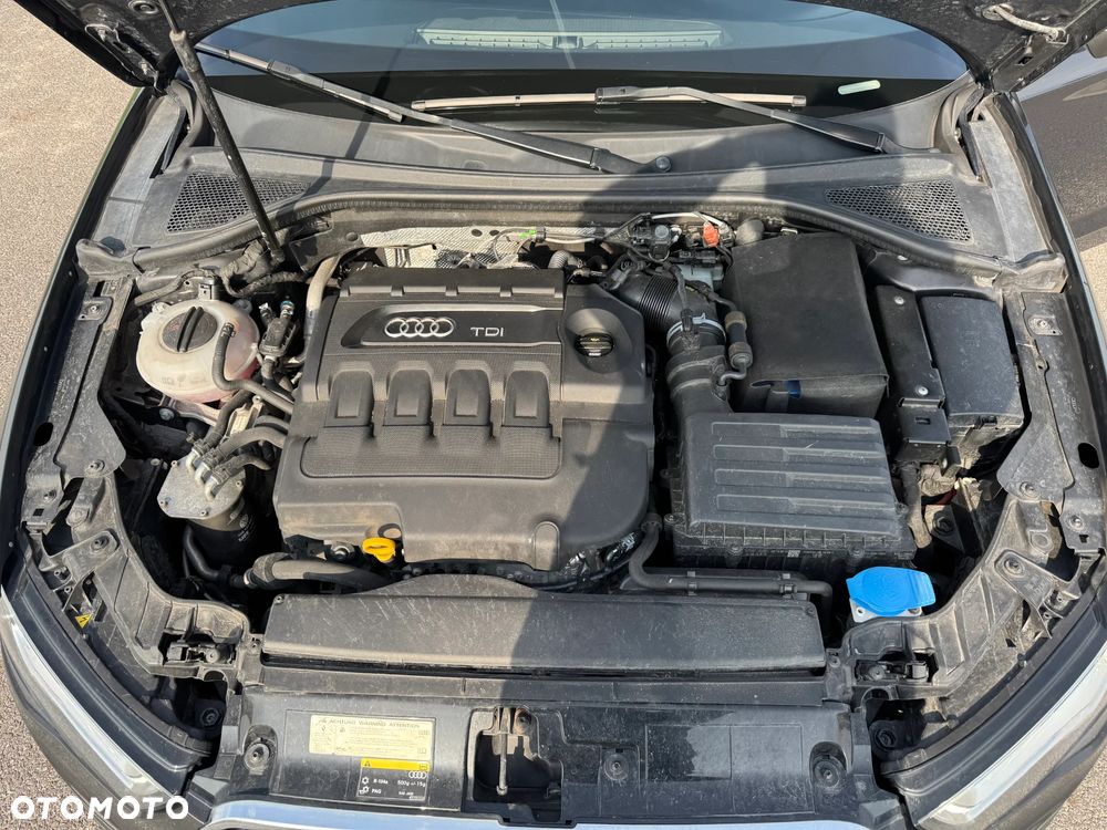 Audi A3 Sportback 2.0 TDI (clean diesel) quattro S line Sportpaket - 24