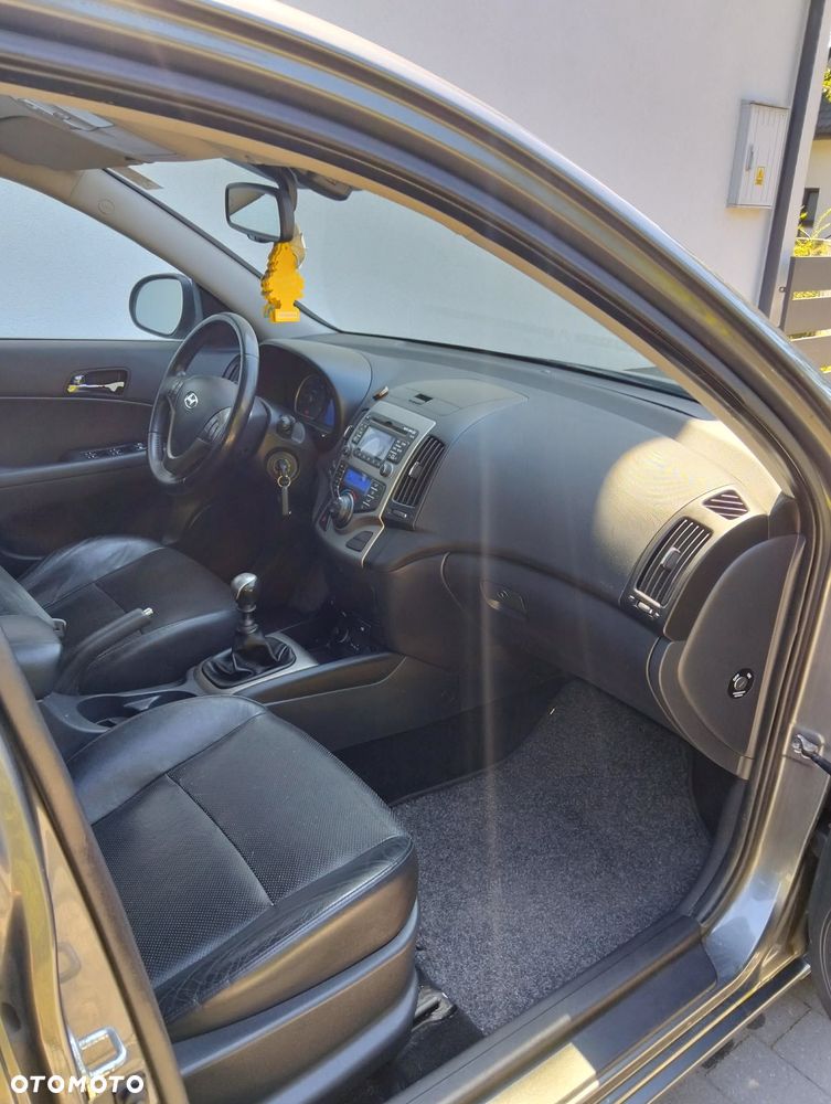 Hyundai i30 i30cw 2.0 CRDi Sport - 9