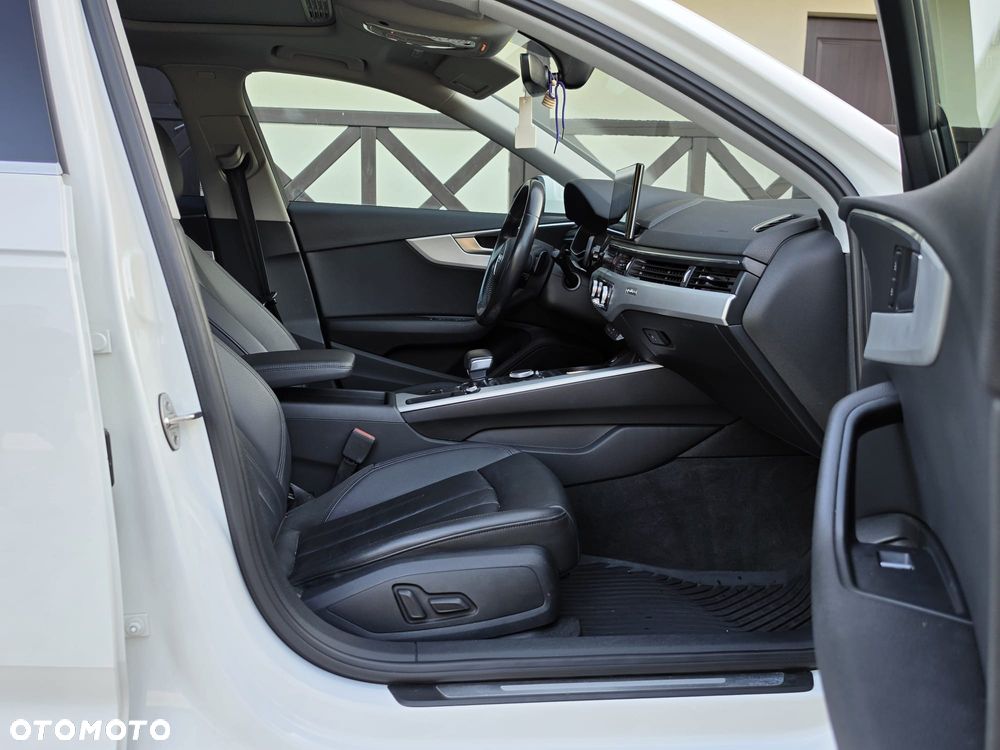 Audi A4 Limousine - 15