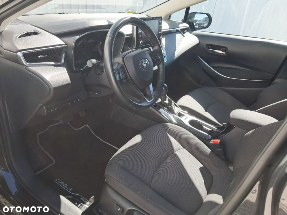 Toyota Corolla - 8