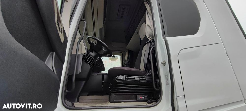 Ford F-Max 1850T XHR - 10