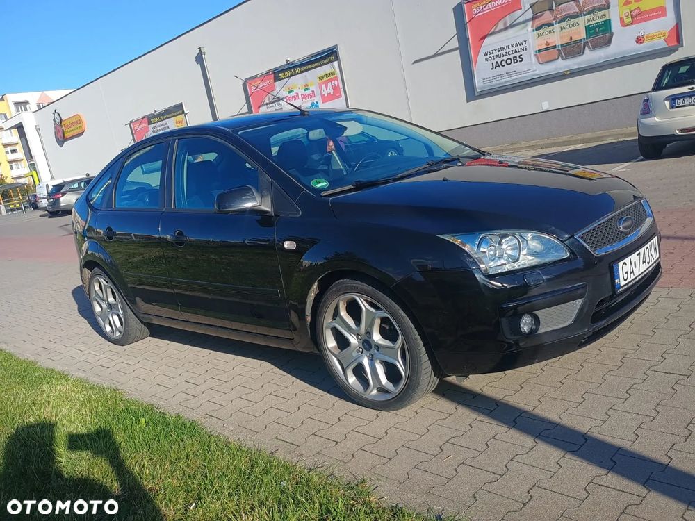 Ford Focus 2.0 16V Titanium - 1