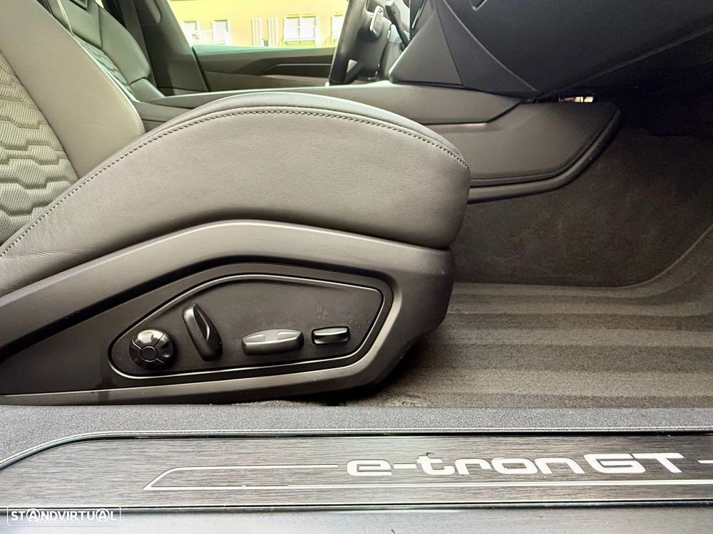 Audi e-tron GT quattro - 28