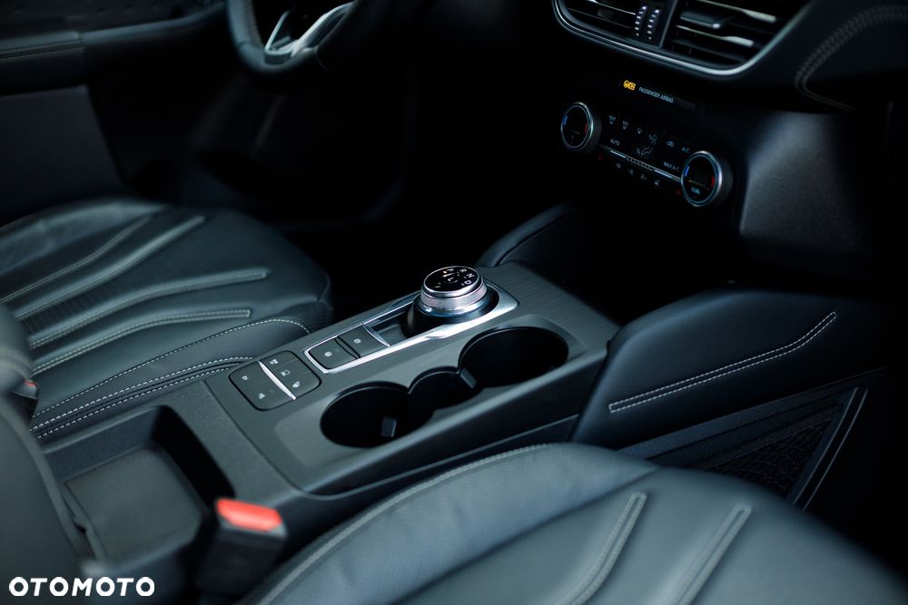 Ford Kuga - 15