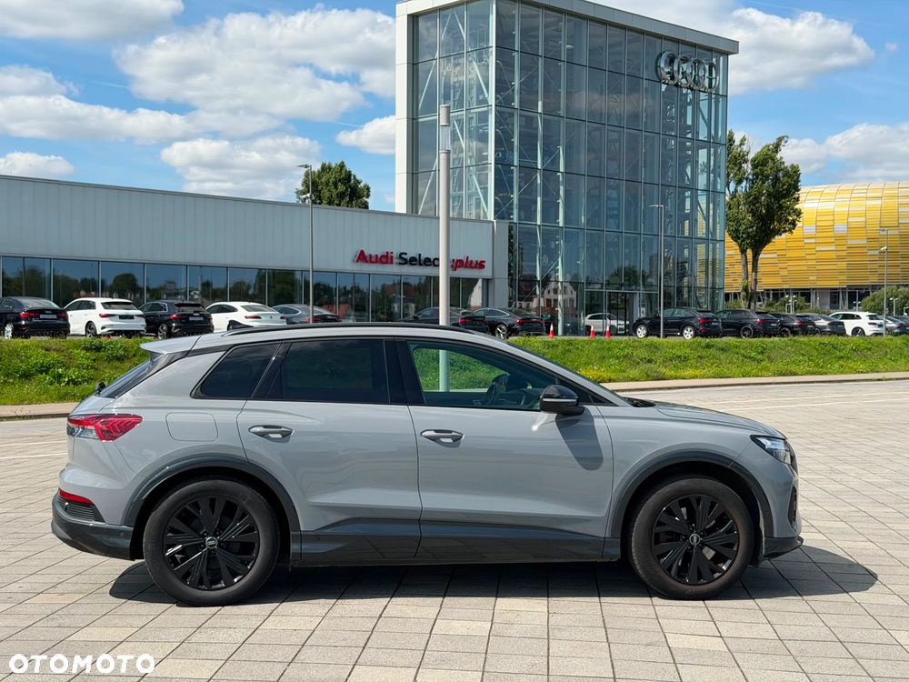Audi Q4 e-tron SUV - 6