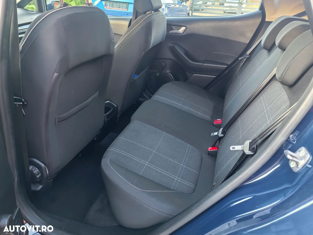 Ford Fiesta - 10