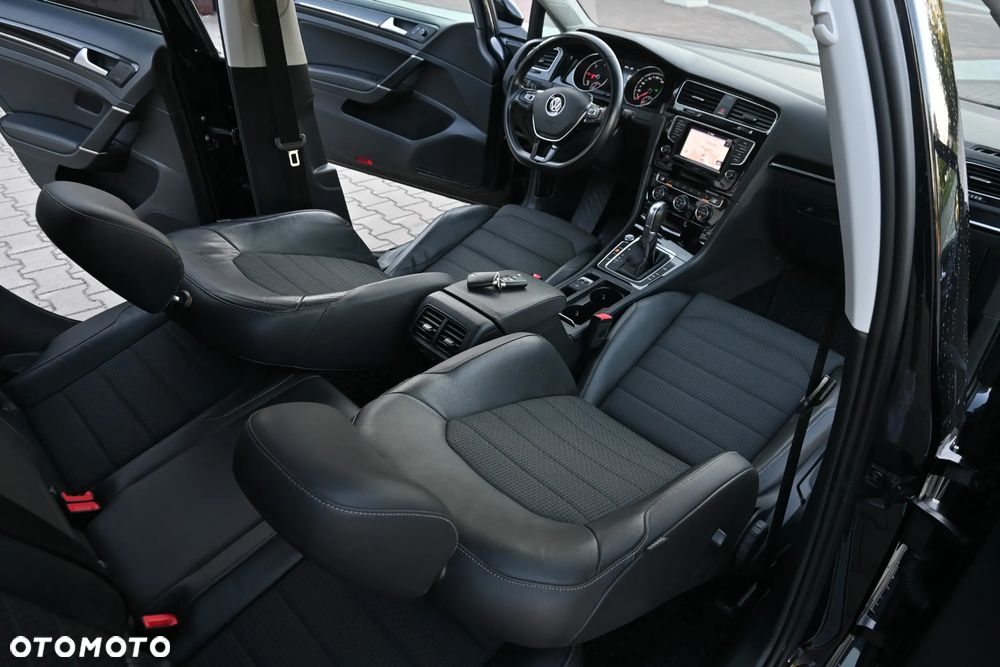 Volkswagen Golf 2.0 TDI BMT Highline DSG - 29