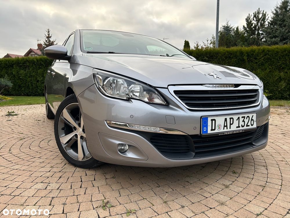 Peugeot 308 BlueHDi 150 Automatik Stop & Start Allure - 32