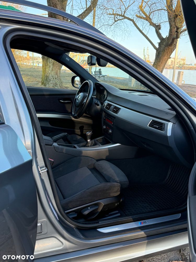 BMW Seria 3 320d - 11