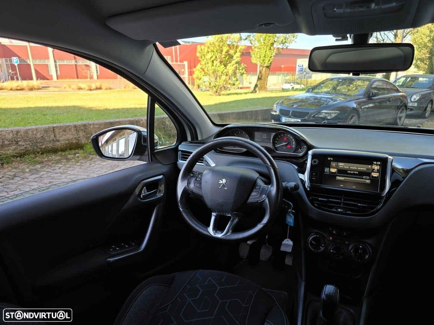 Peugeot 2008 1.2 PureTech Active - 19