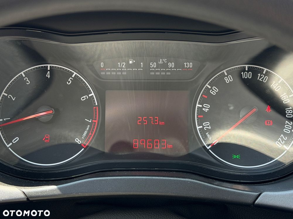 Opel Corsa 1.2 16V Enjoy - 9