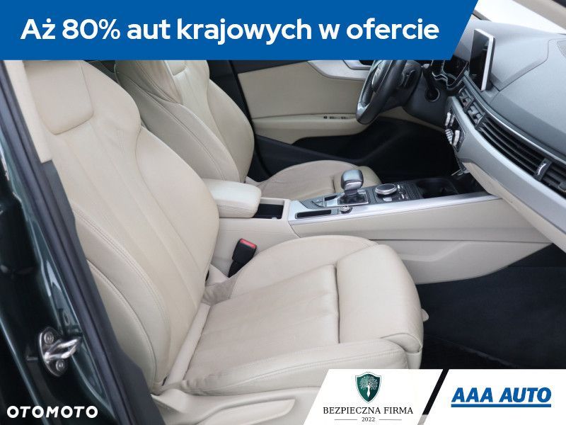 Audi A4 Limousine - 11