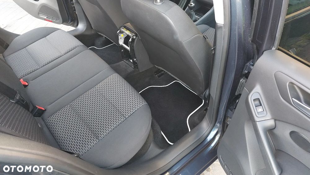 Volkswagen Golf 1.6 Trendline - 22