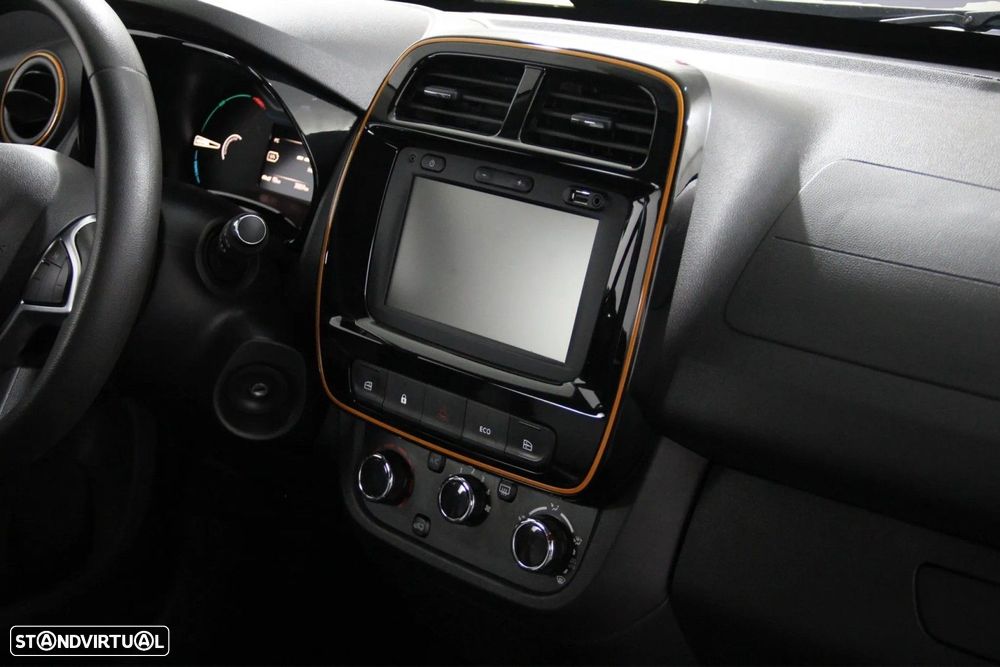 Dacia Spring Comfort Plus - 11