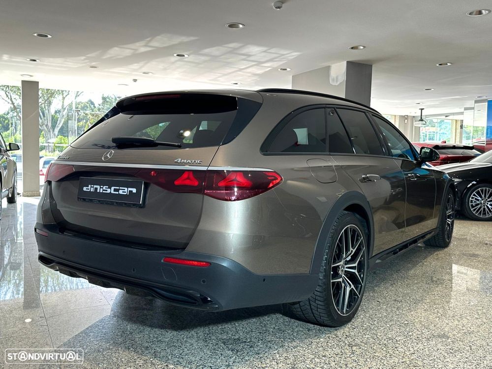 Mercedes-Benz E 300 de 4Matic All-Terrain - 45