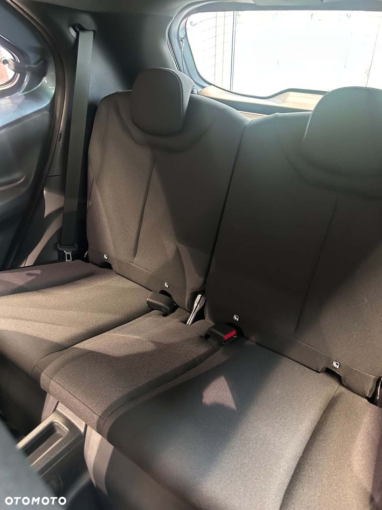 Toyota Aygo X Hybrid 1.5 Comfort e-CVT - 32