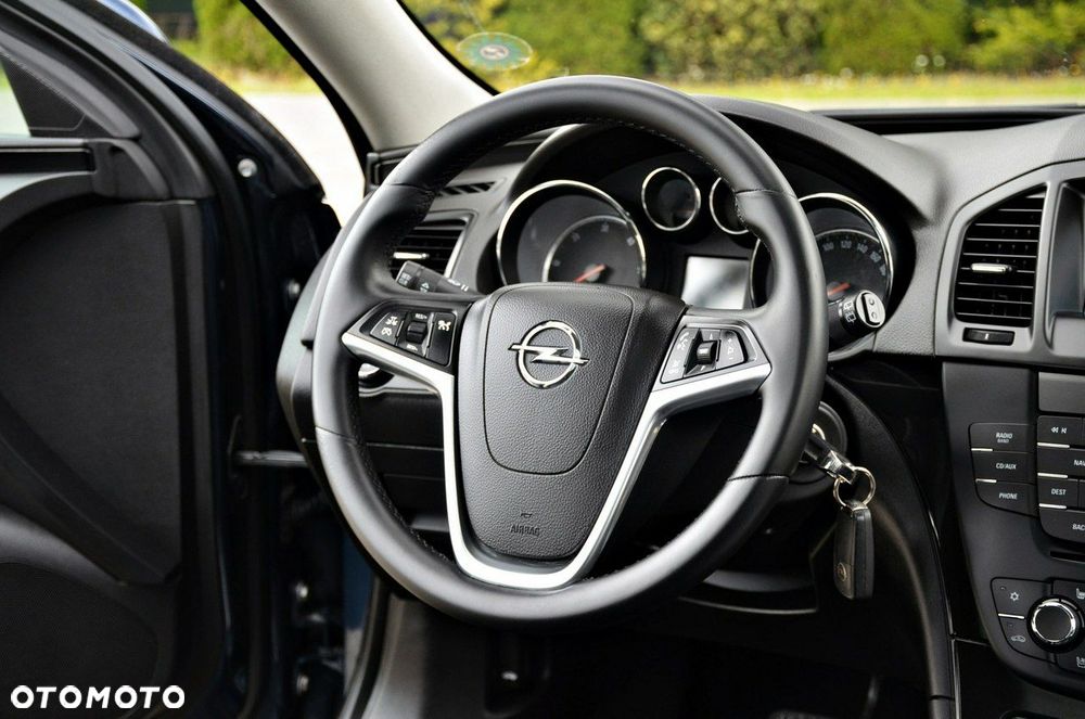 Opel Insignia - 21