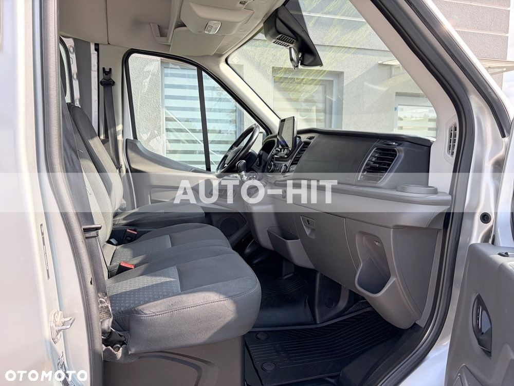 Ford Transit - 23