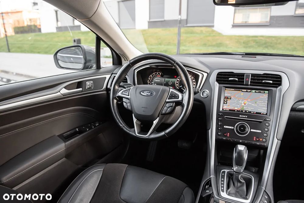 Ford Mondeo 2.0 TDCi Titanium PowerShift - 17