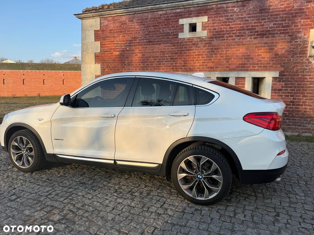 BMW X4 xDrive28i - 9