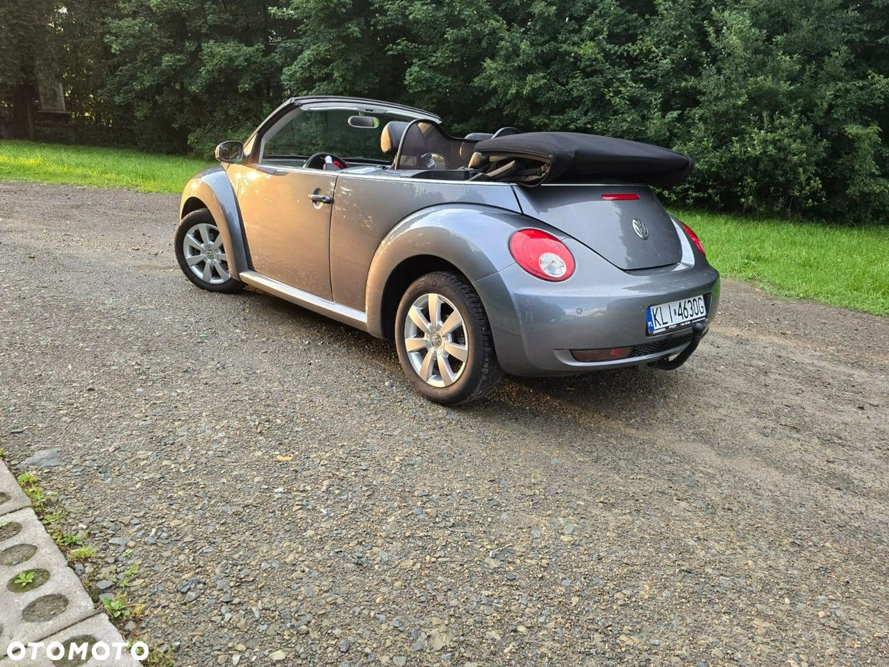 Volkswagen New Beetle - 3