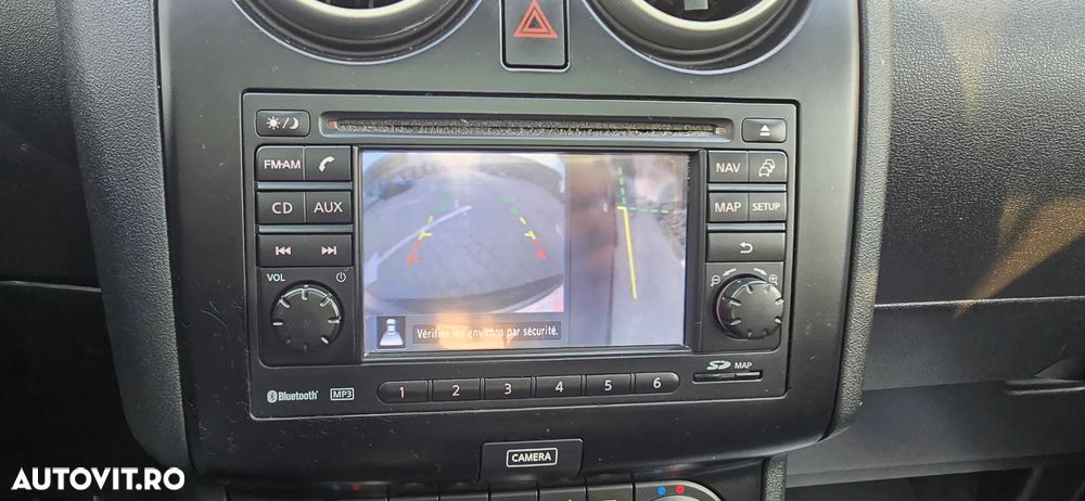 Nissan Qashqai 1.6 DCI 4 x 4 DPF Start/Stop tekna - 10