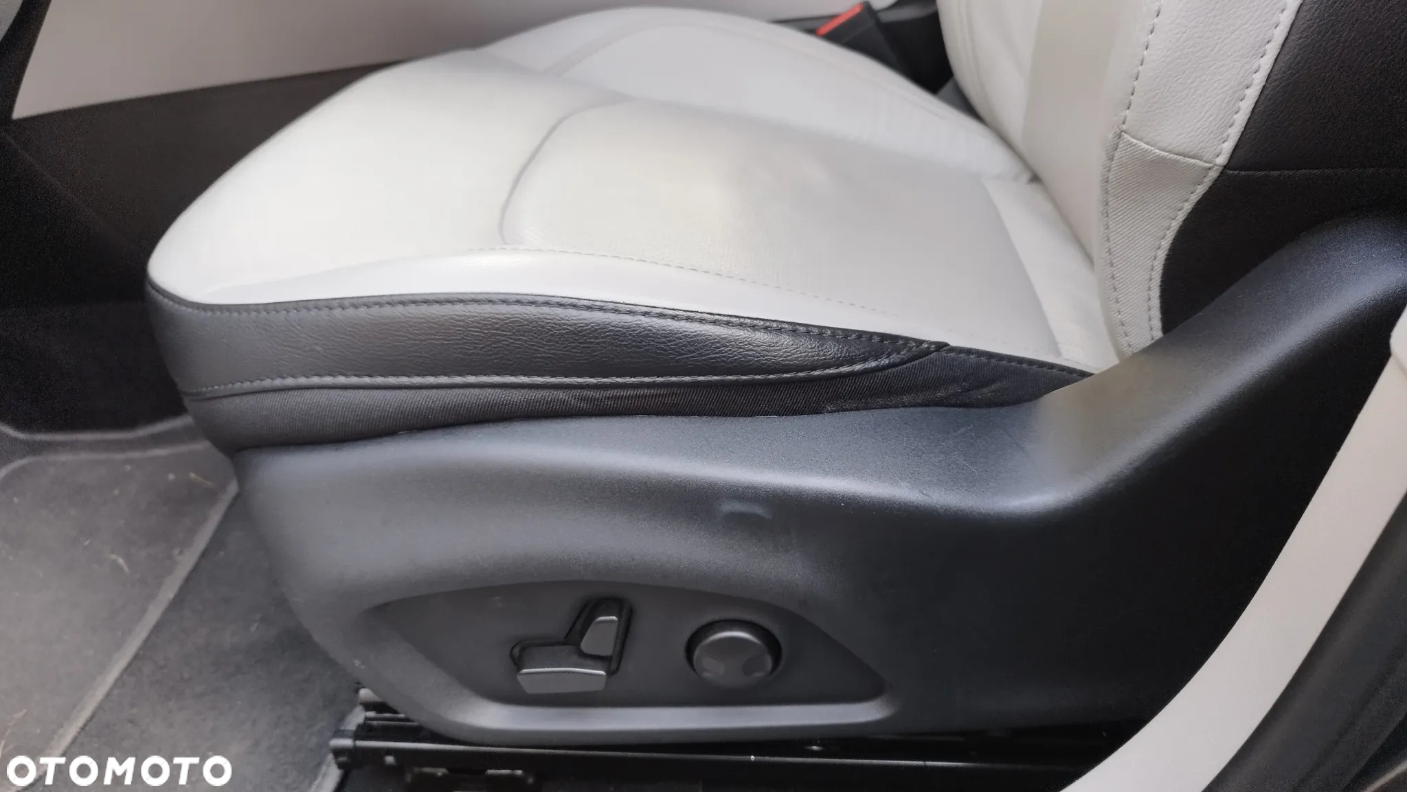 Jeep Compass - 15