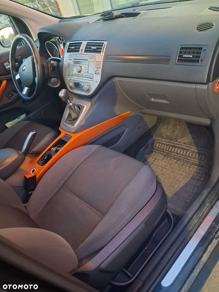 Ford Kuga 2.0 TDCi Titanium - 3