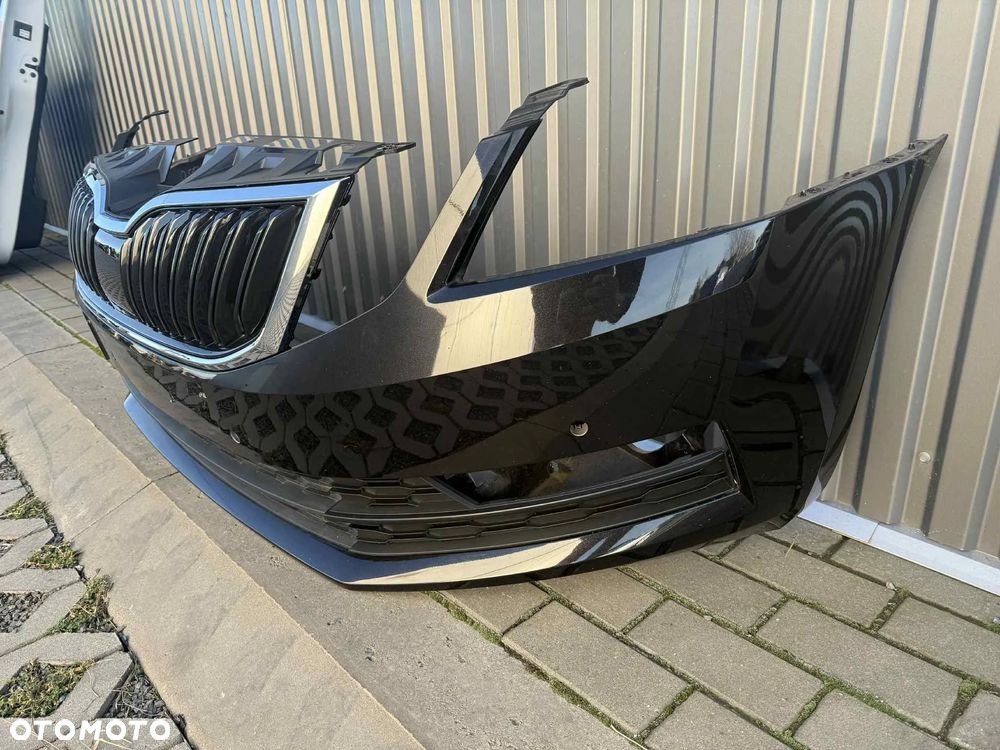 Skoda Octavia III Lift Zderzak Przód Przedni Kompletny 4xPDC Radar LF9R 17-20 - 4