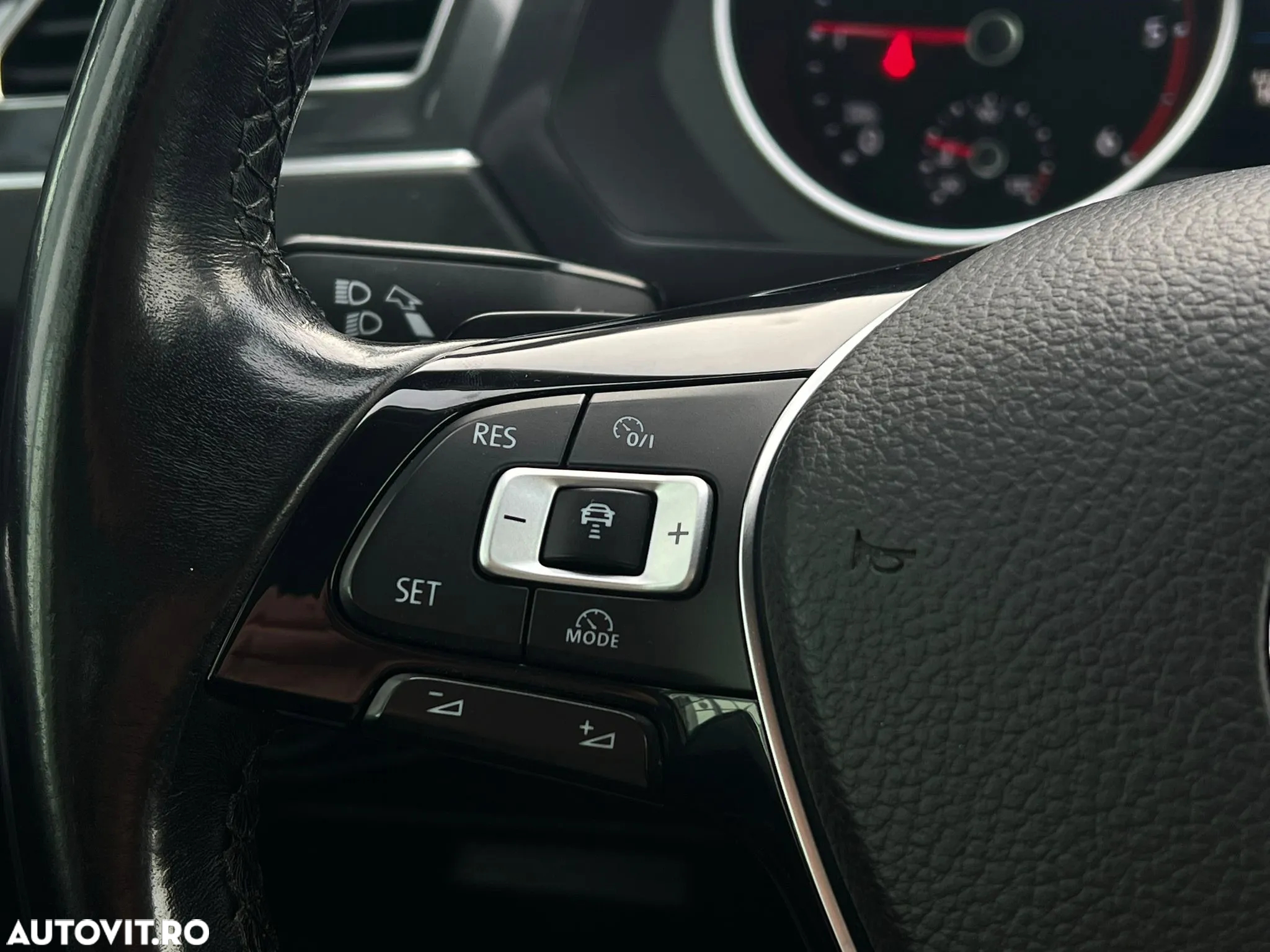 Volkswagen Tiguan 2.0 TDI DPF DSG Comfortline - 19