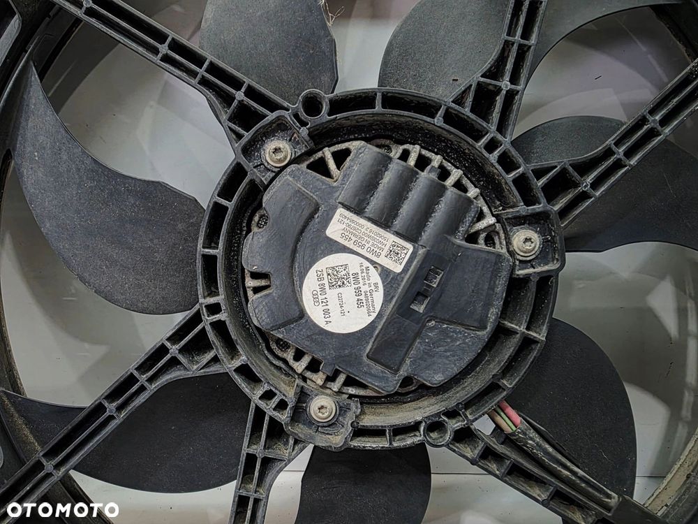 WENTYLATOR + OBUDOWA AUDI A4 B9 A5 8W 2.0 TDI 8W0121207 8W0121003A - 8