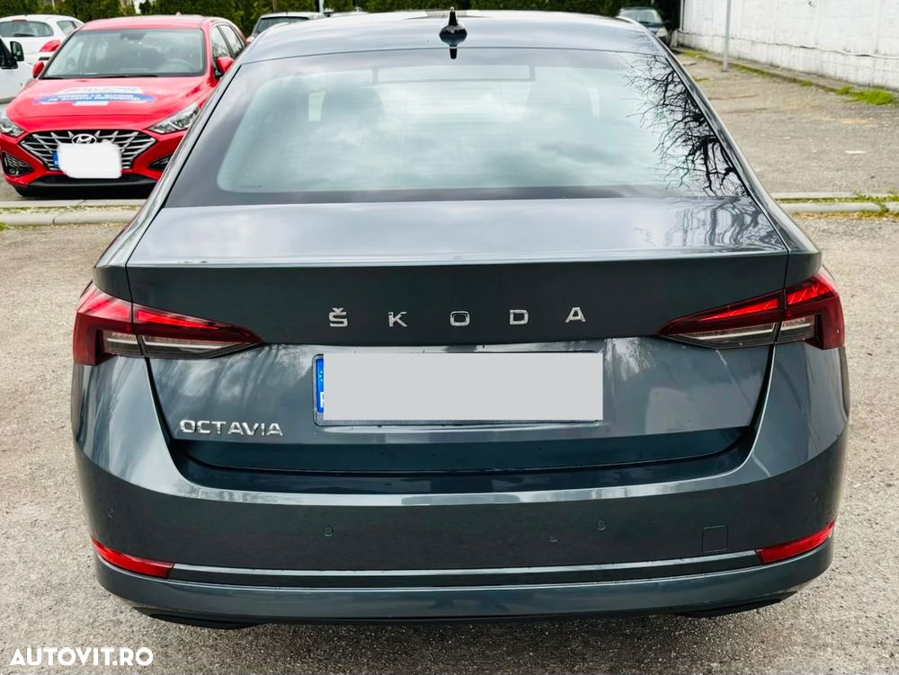 Skoda Octavia 2.0 TDI DSG Ambition - 3