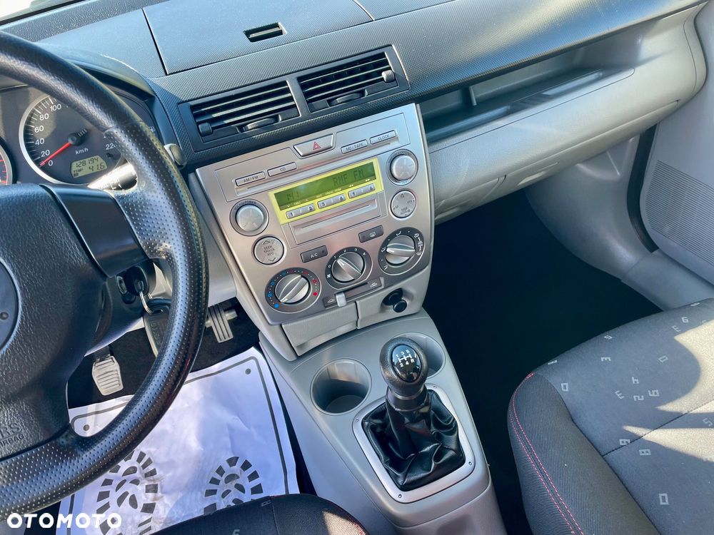 Mazda 2 1.4l Active - 29