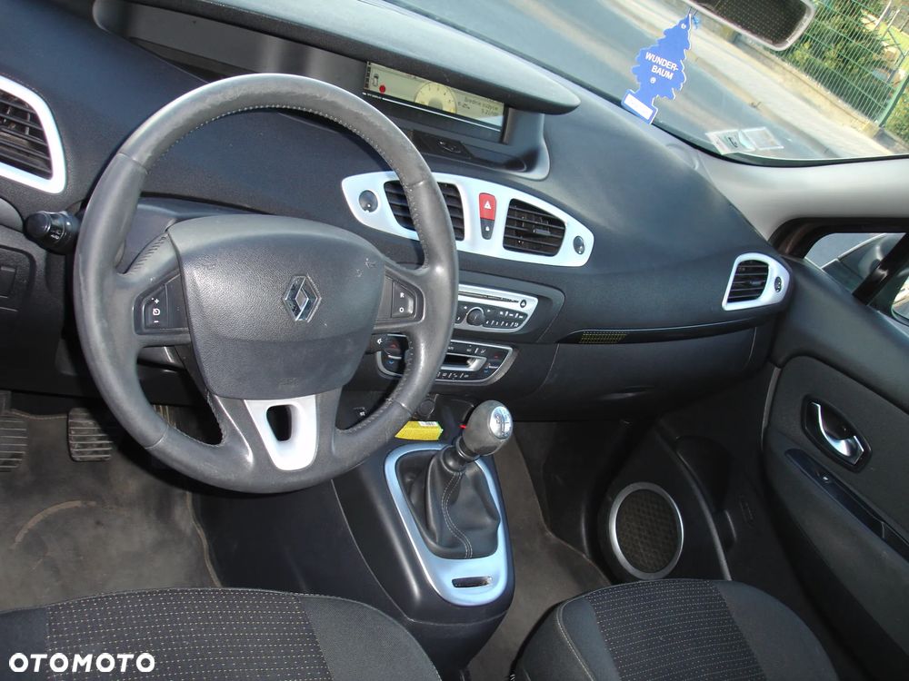 Renault Grand Scenic - 7