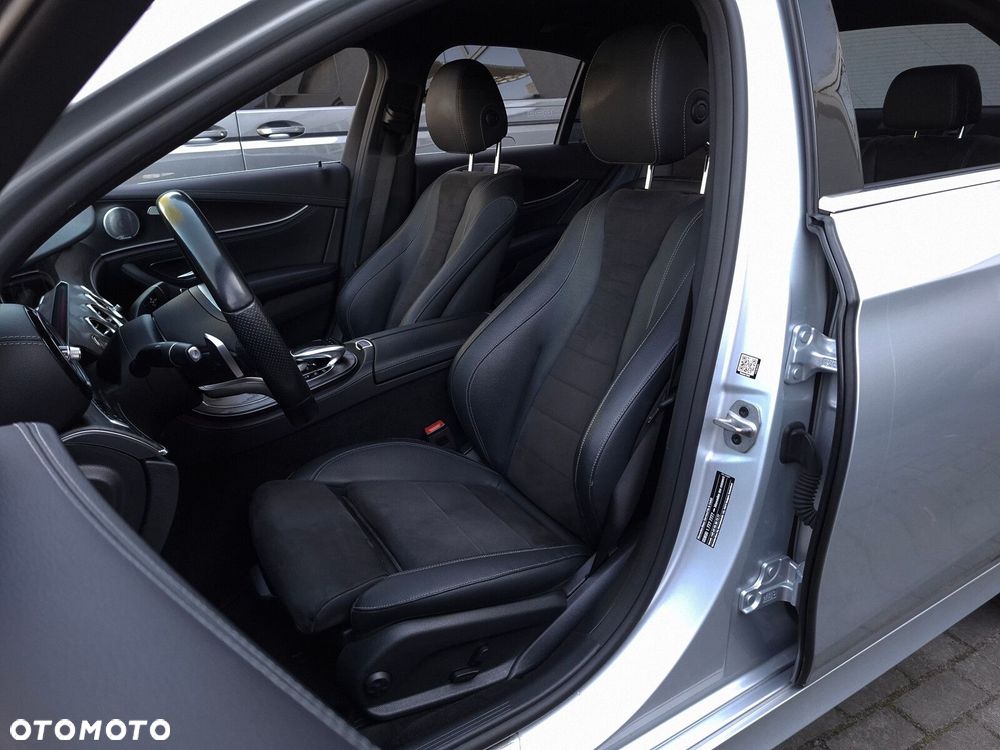 Mercedes-Benz Klasa E 220 d AMG - 12