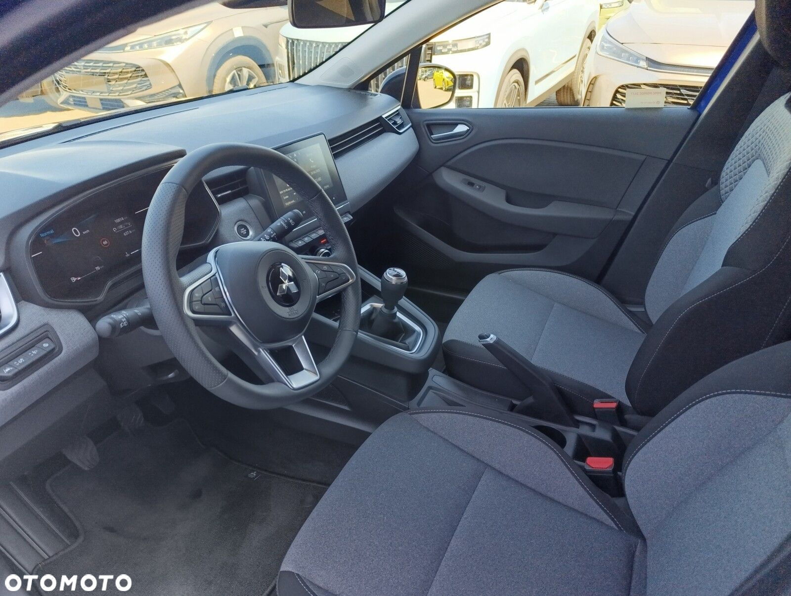 Mitsubishi Colt 1.0T Intense Style Cold Navi - 18