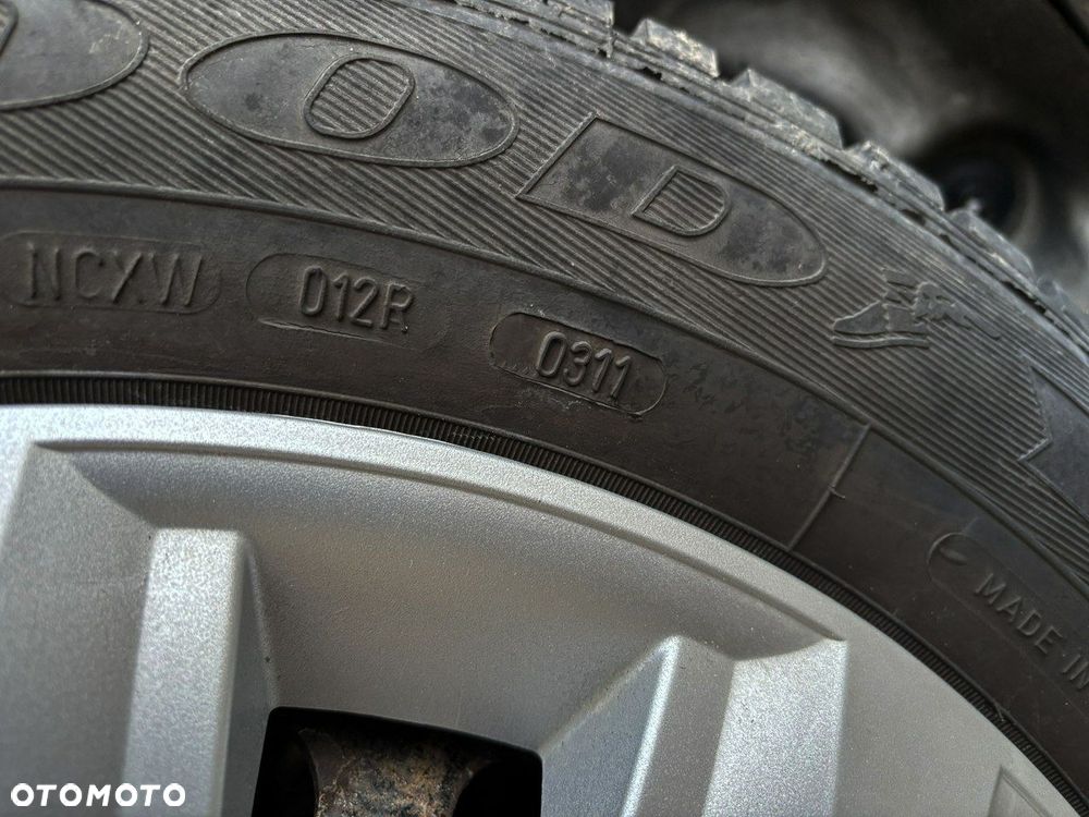 Renault Grand Scenic - 6