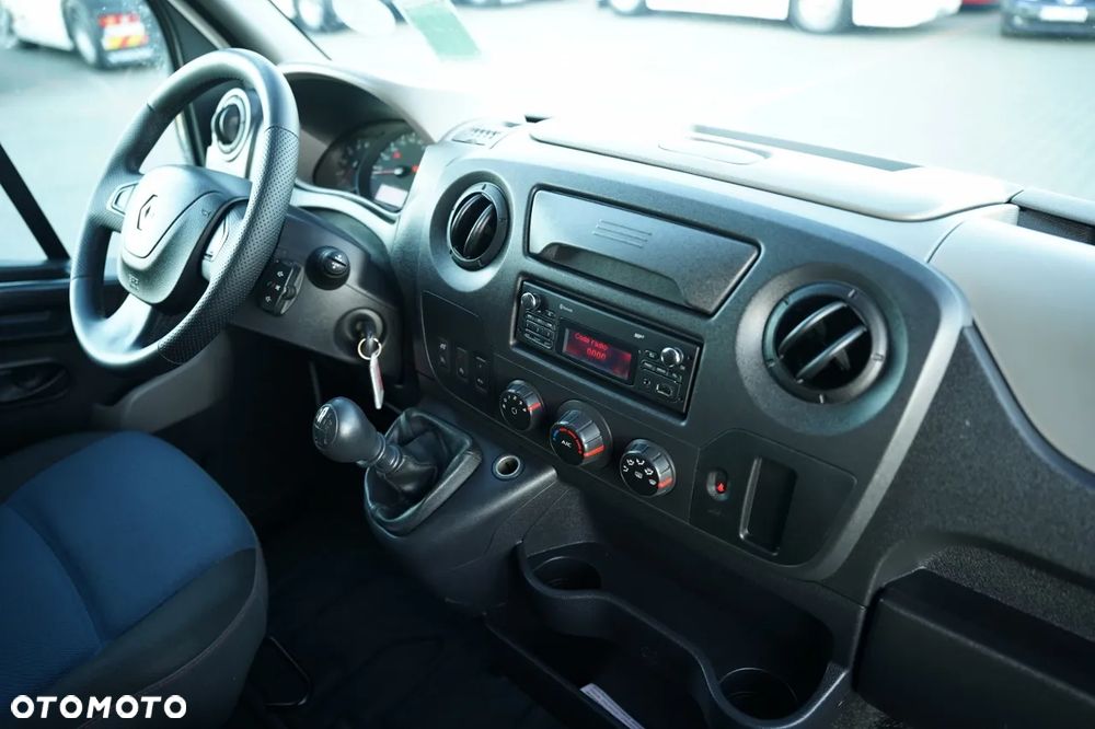 Renault MASTER   / KONTENER - 4,5  M / WINDA DHOLLANDIA - 750 kg / SPROWADZONY - 28