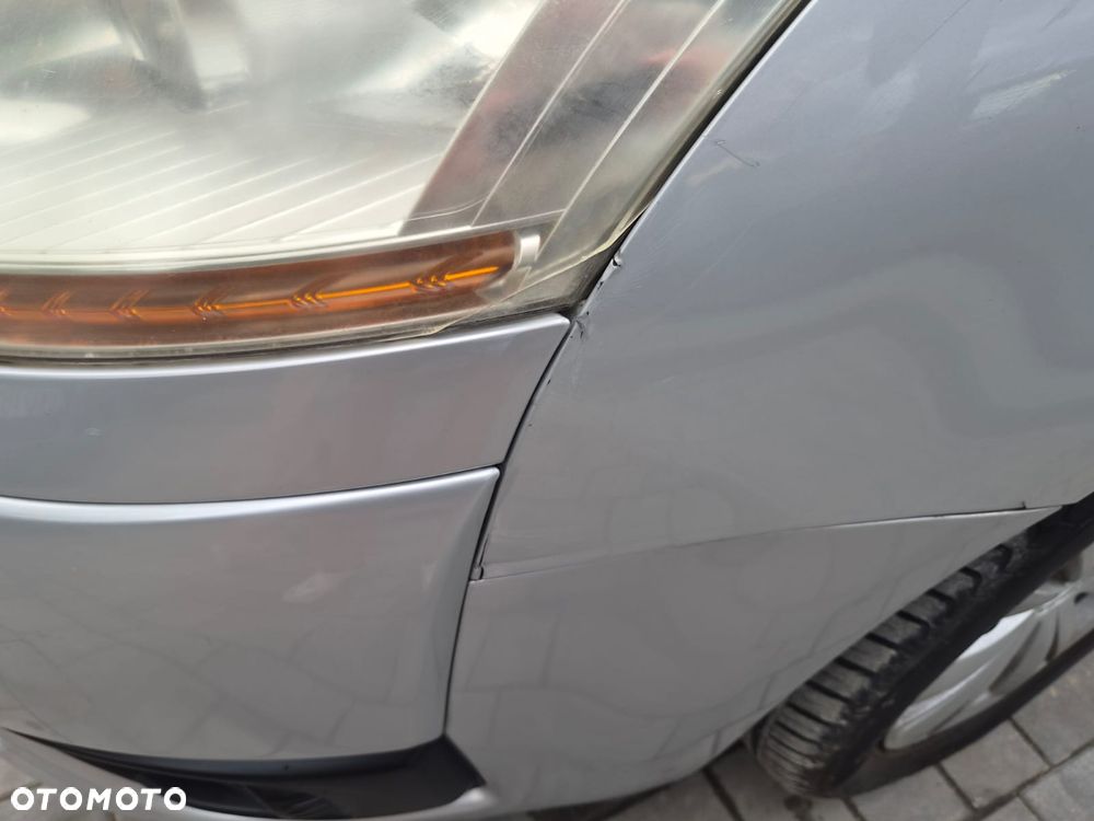 Citroën C4 Picasso - 25
